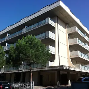 Pineta 2*, Milano Marittima Italia